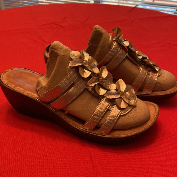 Born Leather Flower Slip-Ons - Picture 2 of 3